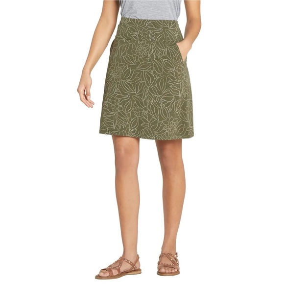 Sherpa Adventure Gear Women's Padma Pull-On Skirt in Evergreen Leaf Size L - Picture 1 of 12